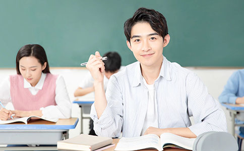 广州卓越高考复读学校